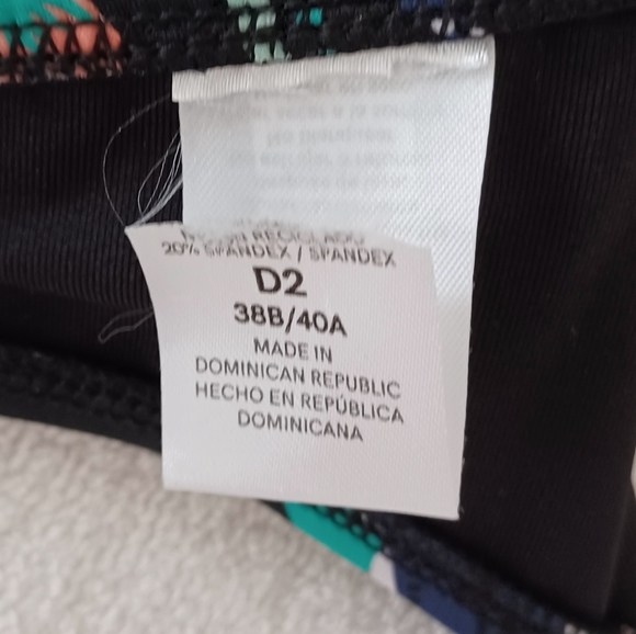 VENUS Over-The-Shoulder Marilyn Bikini Top, size 38B/ 40A - Picture 13 of 14